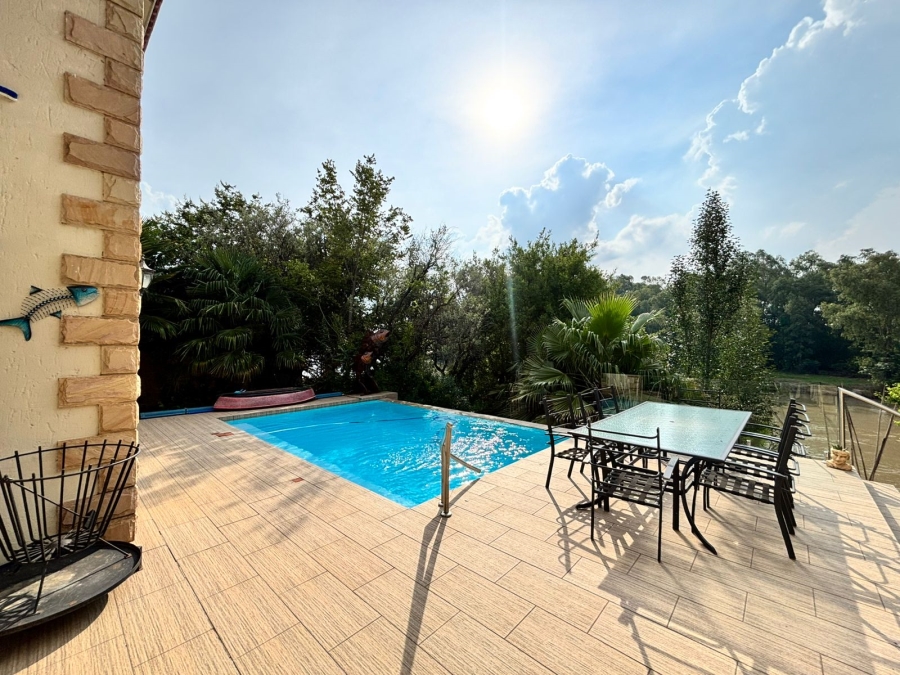 3 Bedroom Property for Sale in Vaal de Grace Golf Estate Free State